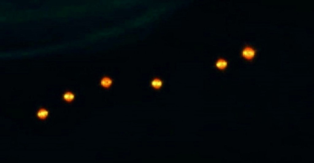 article-orbs-lights-night-789-ken-pfeifer-10-12-16